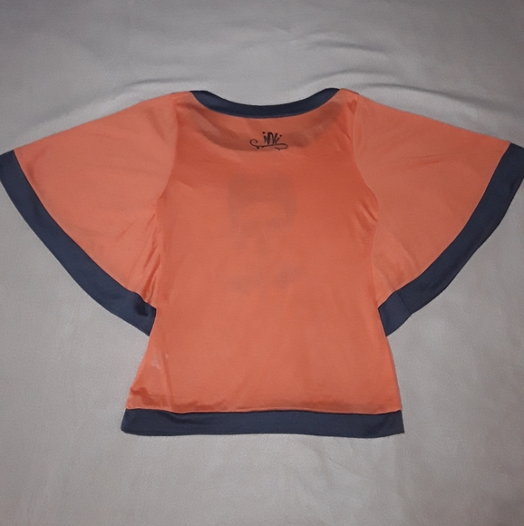 Bundle of 2 (two) Frida Kahlo Blouses, Like New - Picture 4 of 13